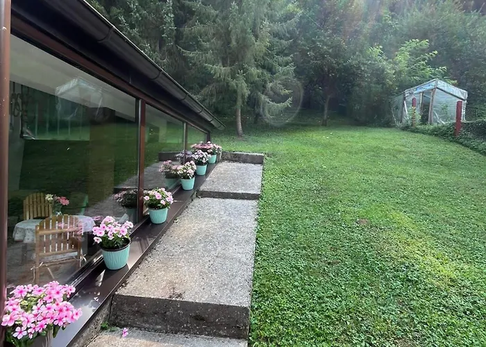 Semesterbostad Sumski Miro *