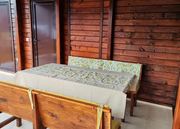 Semesterbostad Sumski Miro *